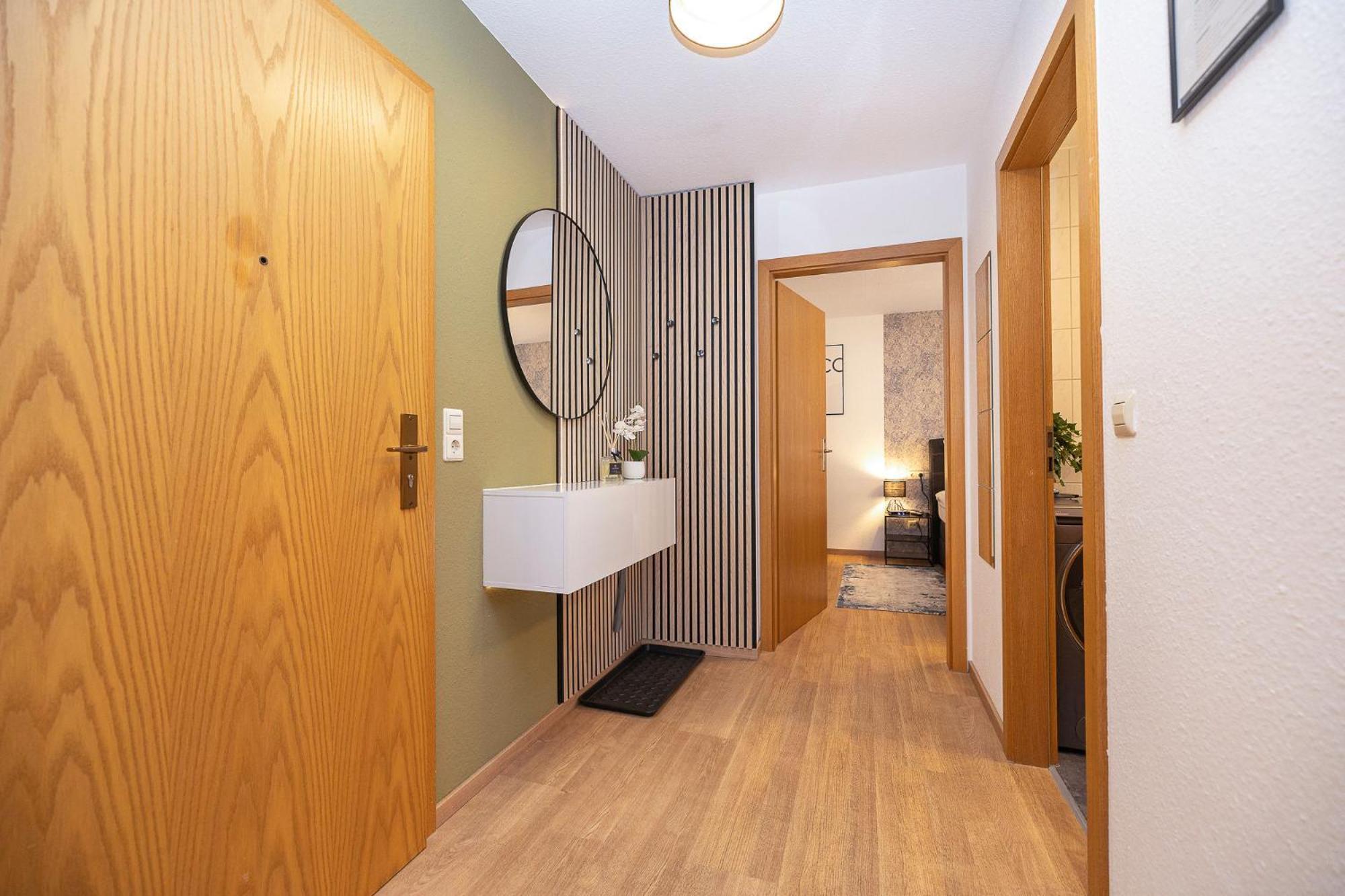 Luxx Home Bc, Zentral - Fuer 4 Personen - Balkon - Parken - Voll Ausgestattete Kueche Біберах-на-Рісі Екстер'єр фото